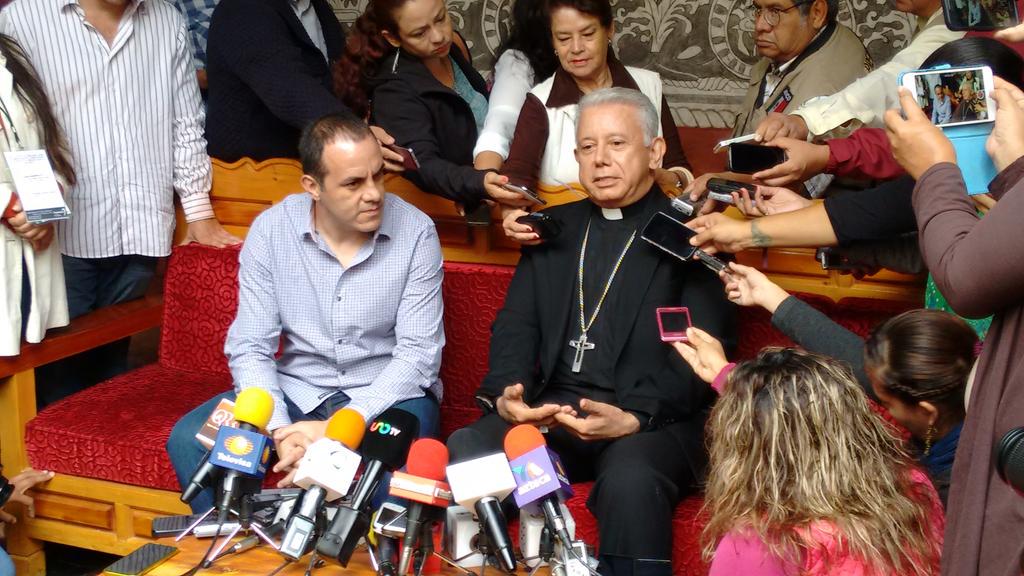 "No pasa nada" por advertencias de Capella: 'El Cuau' - CQRG5FQVAAAsoWd