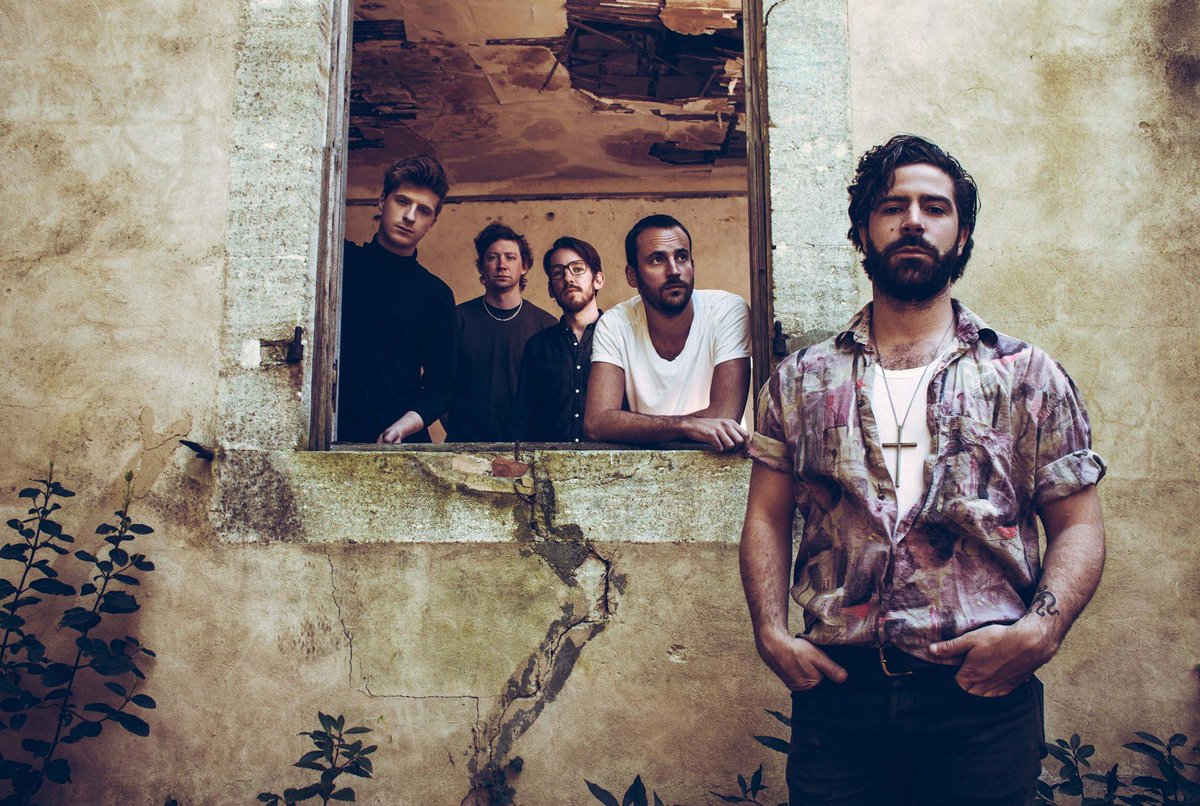 JNSPUF's tweet photo. On descend gentiment (avec) @foals. Deux avis mesurés sur What Went Down >> http://t.co/SpoRWBqpYv http://t.co/tv7VhewZzL