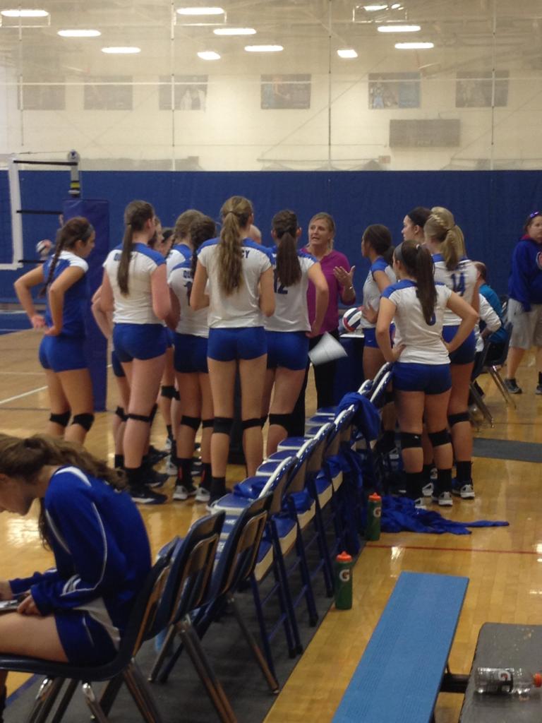 Advance_PT's tweet photo. QHS vs. O'Fallon getting under way!

Photo courtesy of Matt Bailey, ATC. http://t.co/ye5aH48LMu
