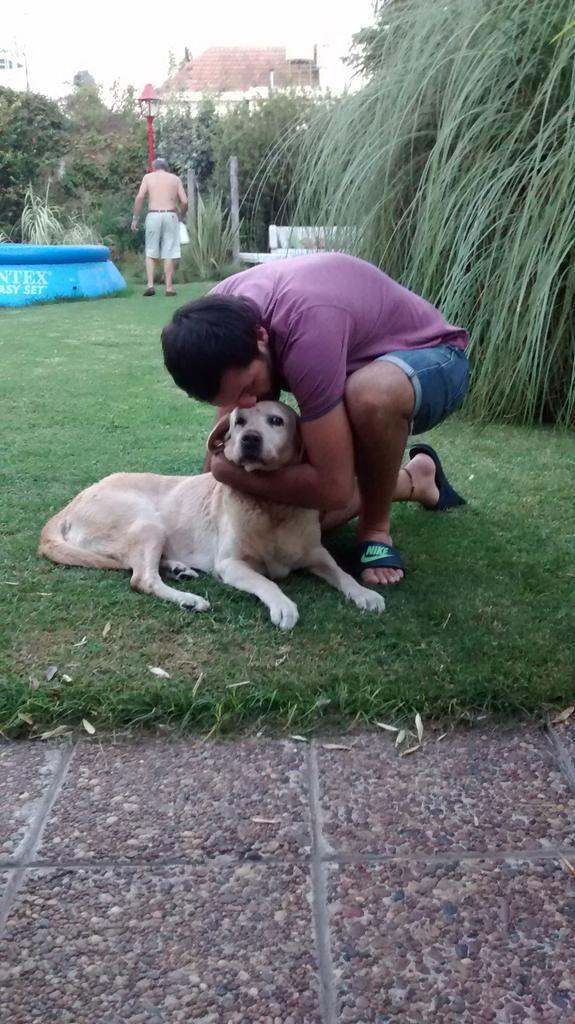 Toda una vida juntos...Que feliz nos hiciste !!!.
Descansá en paz Catita