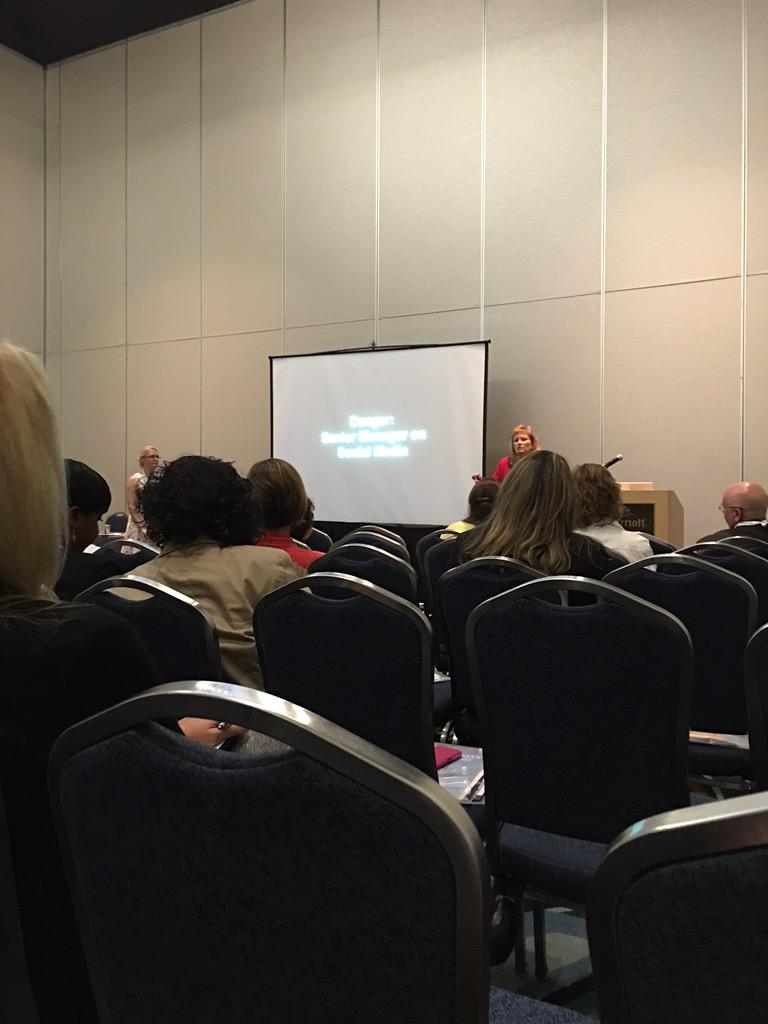 SLopez_HCCF's tweet photo. Managing Social Media without losing your mind. #casecc http://t.co/yFWFOCSDGV