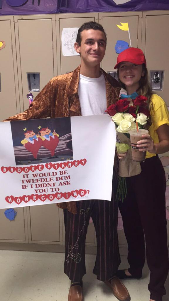 brooke_stamey's tweet photo. homecoming🌹 http://t.co/arT2kbFMxa