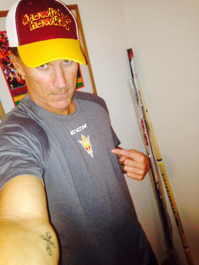 Buccigross's tweet photo. Arizona State becomes the 60th NCAA D1 #cawlidgehawkey team next weekend when season begins. http://t.co/RkL9Ynqhi0 http://t.co/0FJ9renXlm