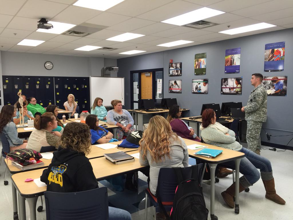 Staff SGT Jesse Honick visiting with morning health careers <a href="/OklahomaHOSA/">Oklahoma HOSA</a> @NortheastTC