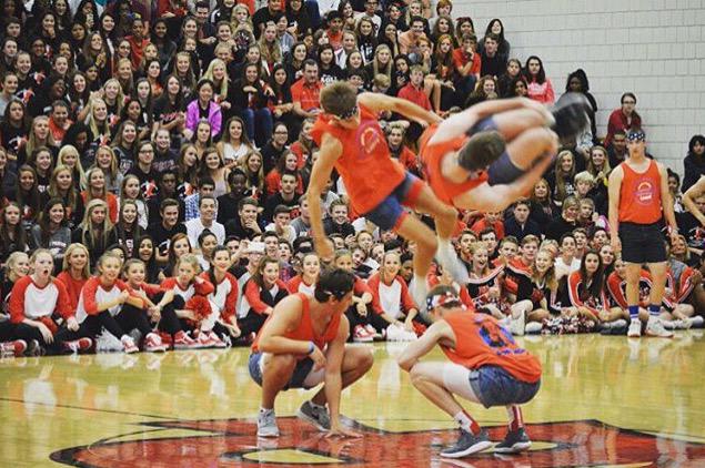 Come to the showcase this Saturday @ 12:30 in the aerie stadium! We have a very special performance for you by DDT!💯