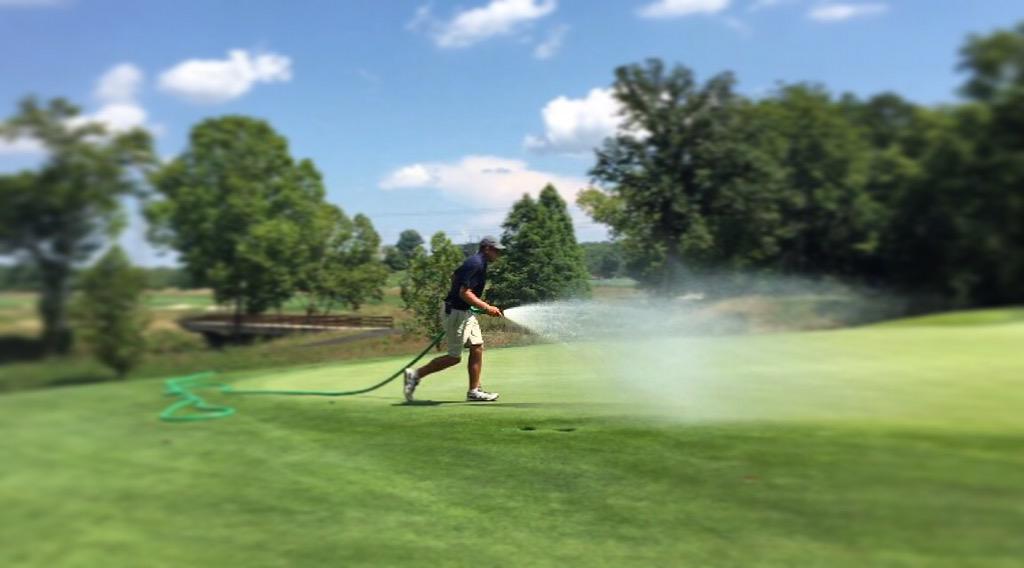 spattyspat's tweet photo. Sealin Through the 6 wit my HOSE
ft. @Colin_Shannon48
#GrassGod http://t.co/JoMNh84zhg