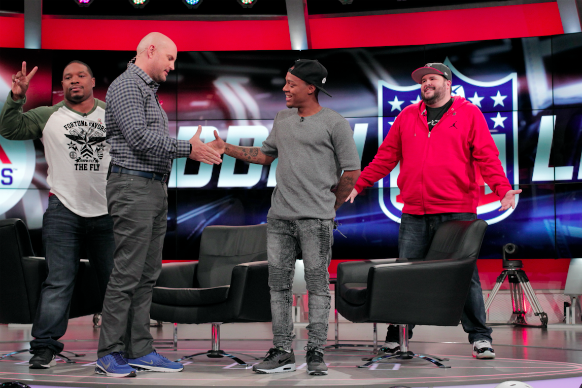 EAMaddenNFL's tweet photo. The #EAMaddenNFLLive crew welcomes @smoss on set.

Tune in tomorrow at 12PM on @Twitch and 4PM ET on @nflnetwork. http://t.co/UYco3Fzcgq