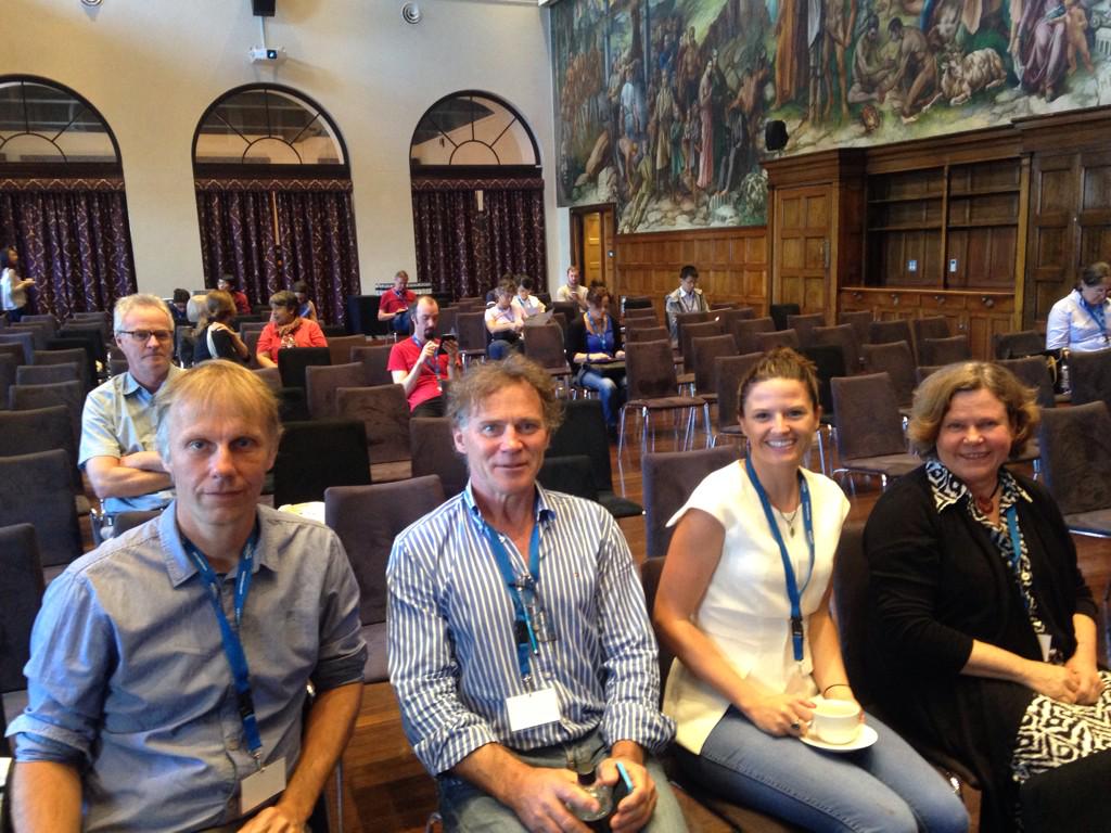 ebbehayes's tweet photo. @uowresearch half the team from @CAS_UOW @ the vibrational spectroscpy conference sharing the latest archaeo research http://t.co/VuE9qaLH4N