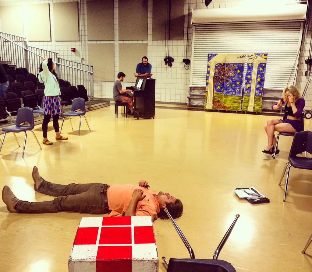 theNOLAproject's tweet photo. #SceneWerk or break? #ClownBarNOLA http://t.co/fl1omKdLoW