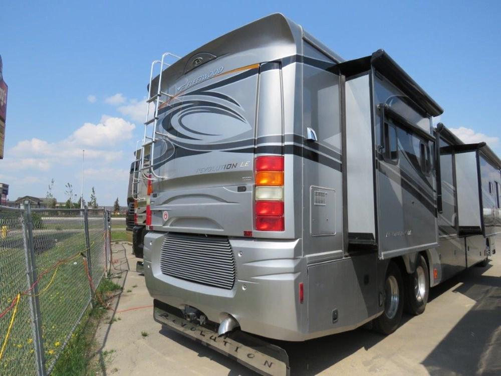 rvedmonton's tweet photo. Check out this 2007 Fleetwood Revolution 42N #ClassARV at Grove #RV #yeg http://t.co/BpqtMmHh8U http://t.co/crp4T7Q36j