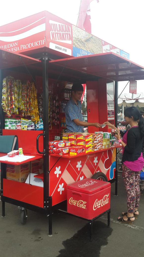 debbytj's tweet photo. Mau jadi pengusaha? Dateng aja ke Entrepreneur's Day 2015 @lottewholesale  Banyak inspirasi usaha yg menarik disini http://t.co/HToyQvL36w