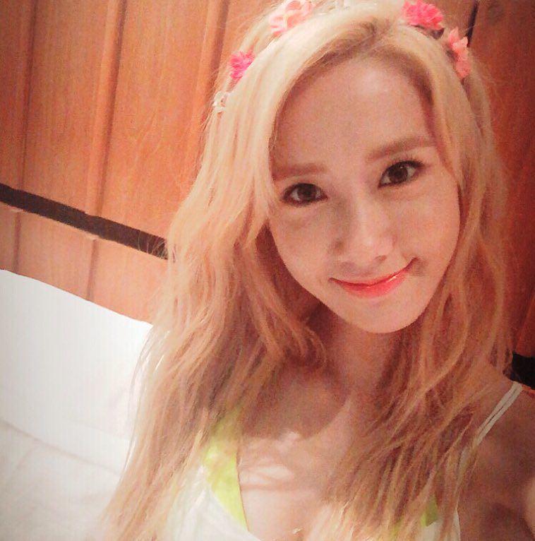 [OTHER][27-09-2015]YoonA gia nhập mạng xã hội Instagram + Selca mới của cô - Page 7 CQSD5WKVAAAvfbA