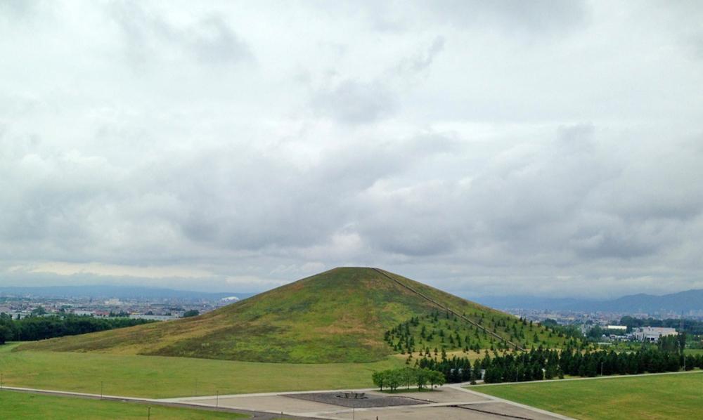 packaging_d_lab's tweet photo. ず〜〜っと進行していたハードな案件、もう少しで山こえる。はず。 http://t.co/7YIdqkwRiq