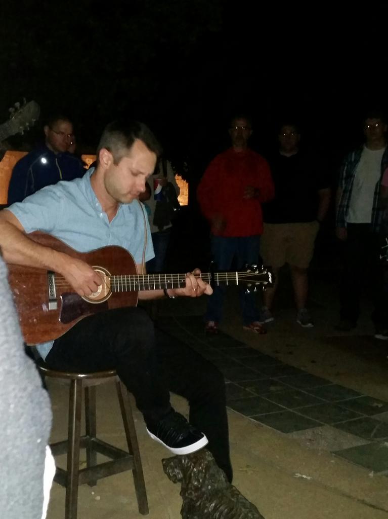 Some people like after-parties, tonight we got an after-concert with <a href="/brandonheath/">Brandon Heath</a> #brandonbyrequest