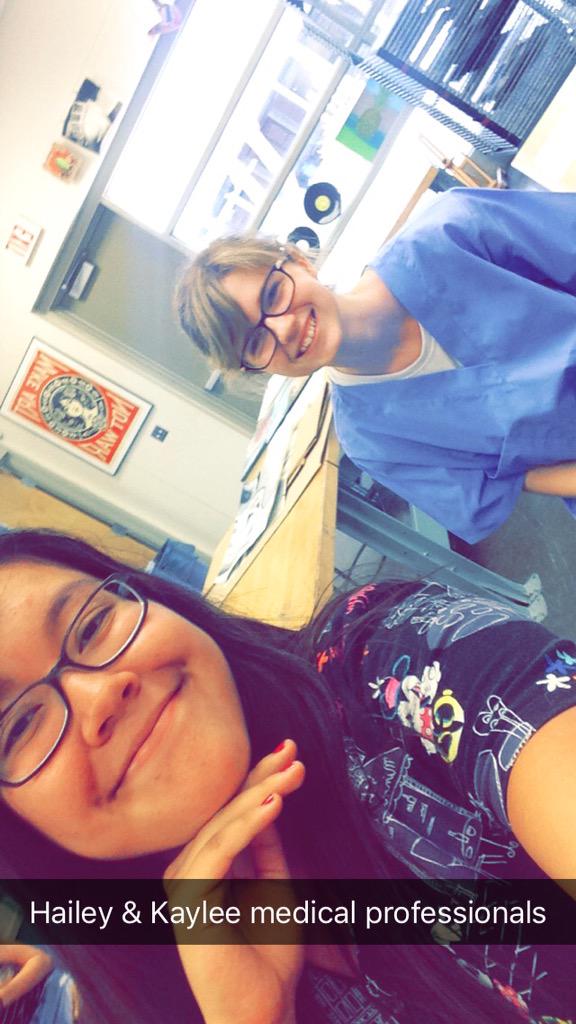 waIuigiwannabe's tweet photo. I forgot to tweet these yesterday but oh well #BCHSspiritweek http://t.co/gEIGTpiZZK