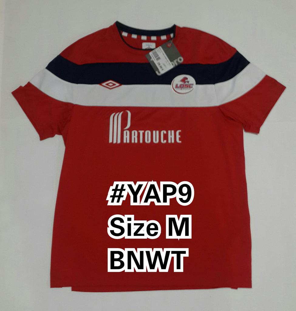 yapfootball's tweet photo. #YAP9
Lille Home 2011-11 UCL version
Player Issue
Size M
BNWT
Musim terakhir EDEN HAZARD! http://t.co/RMjP0bpdHm
