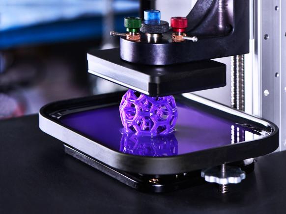 WIRED's tweet image. With this 3-D printer, objects emerge from a plastic soup wrd.cm/1QNShO2