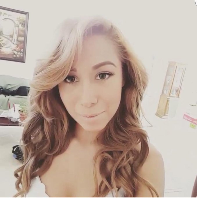 Watch Lilly Evans - Also know as Athena Amour's leaked NSFW photo on TwXstars