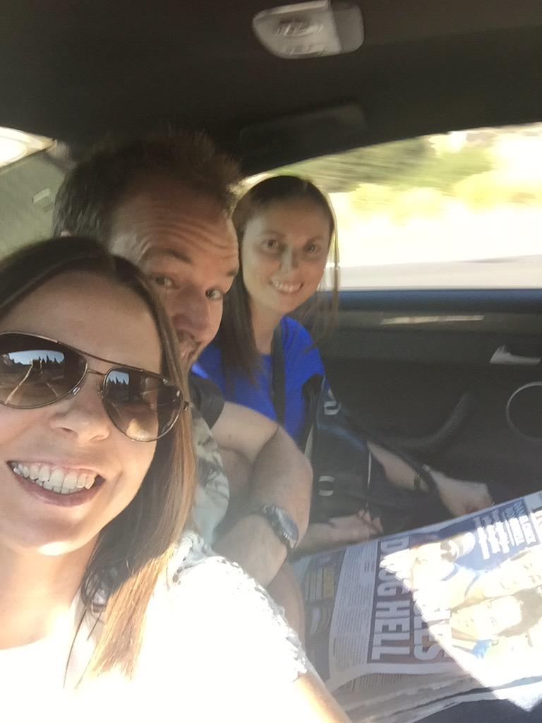 seandy230411's tweet photo. Hey @SCrawf9 we just arrived from Alice Springs...where are you? We wanted you to make us #HaveANiceDay http://t.co/HadhDjqZ1F