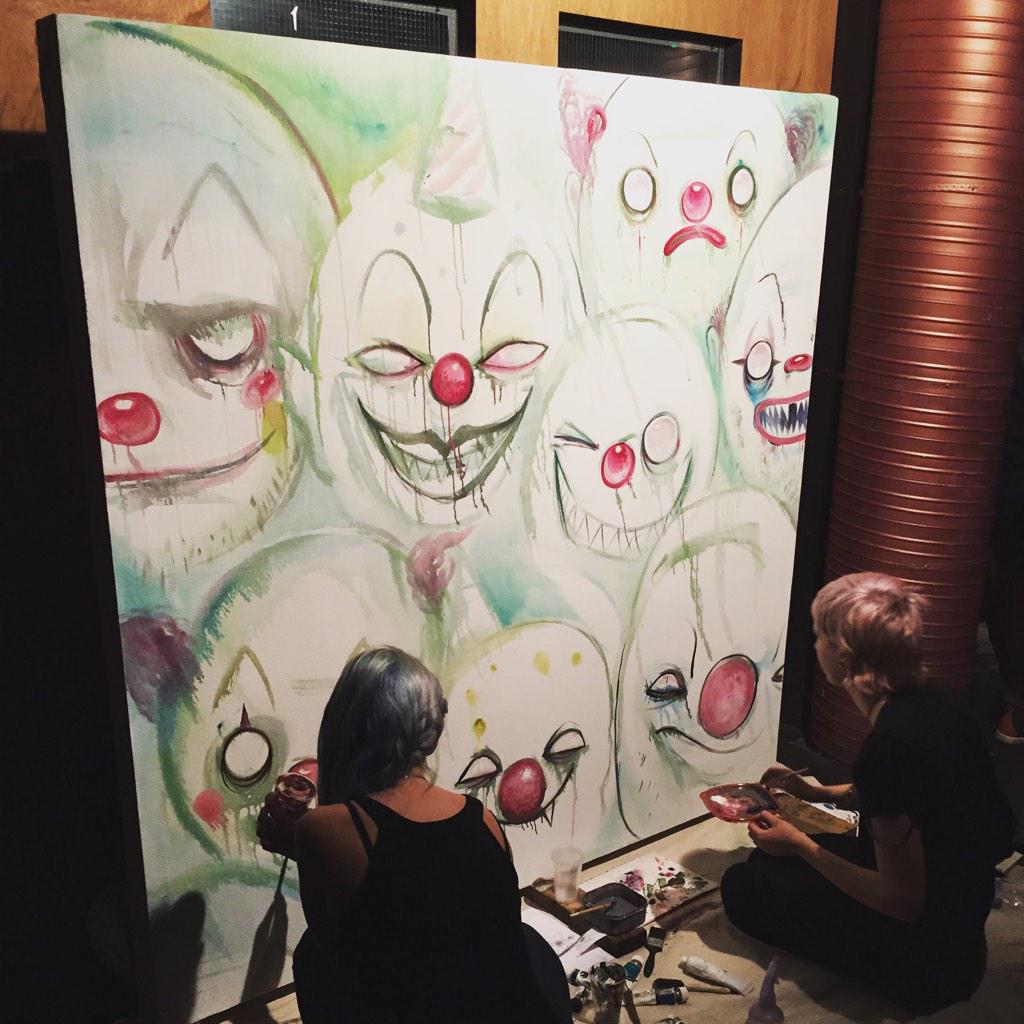 karidow's tweet image. Home stretch #creativedifferences @ionmagazine #liveart #vancity