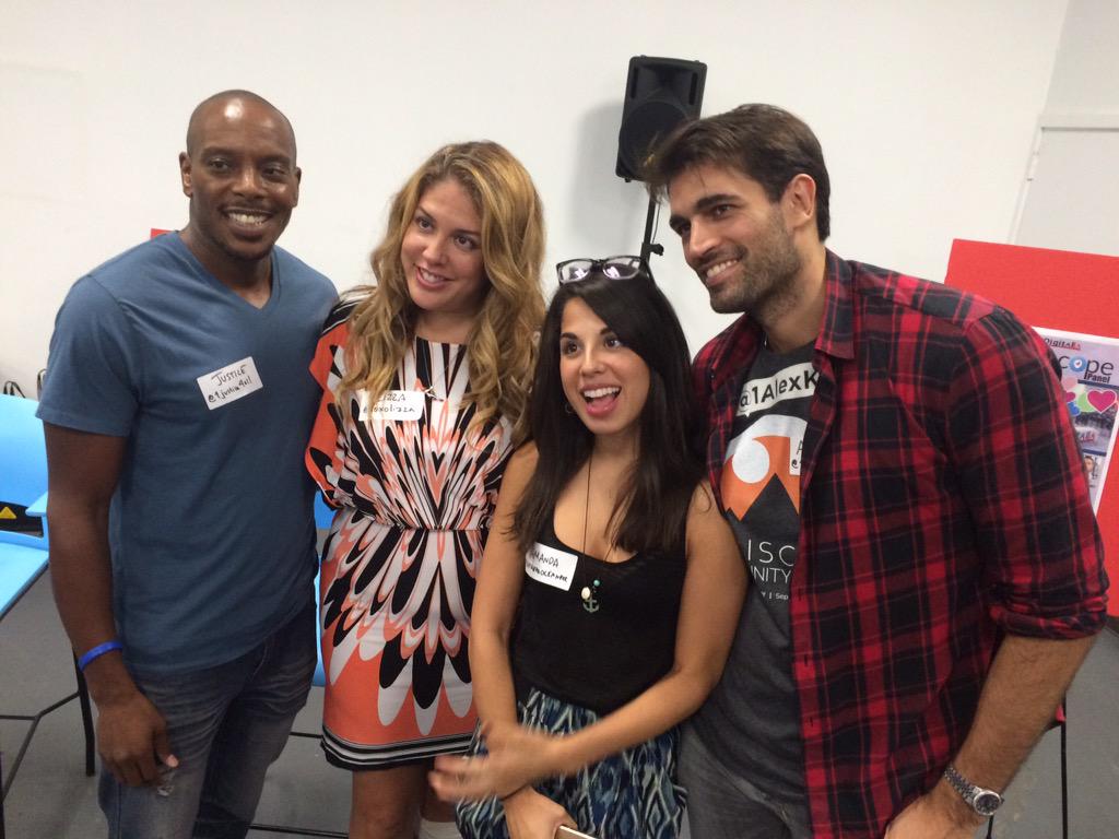 amylieumedia's tweet photo. At the #periscopepanel with such awesome #Periscopers! #latepost http://t.co/xXryiElrao