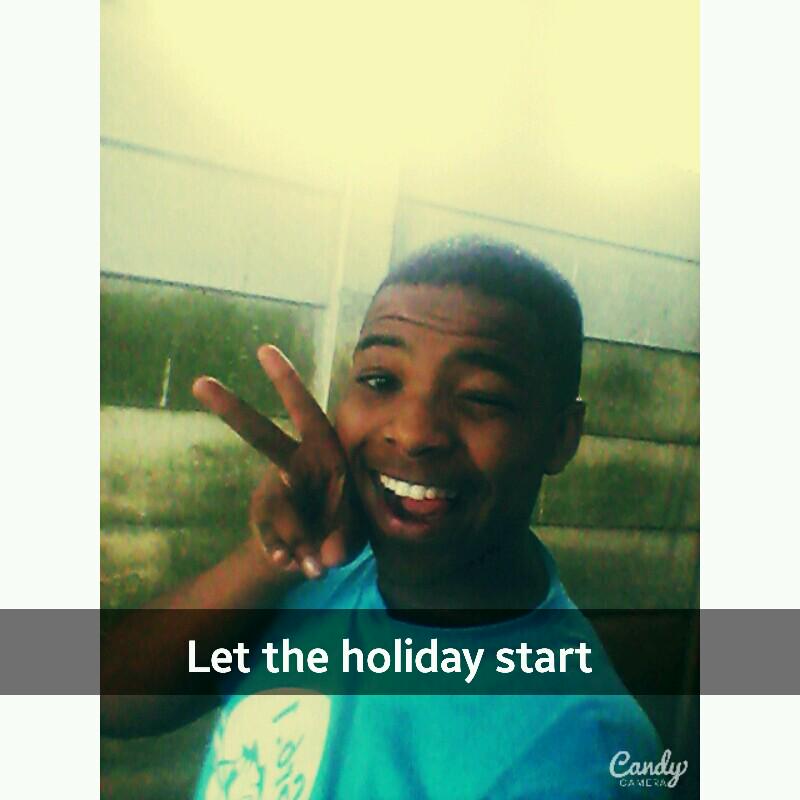 benngibb13's tweet photo. So....There it is term 3 is done the holiday starts...Be save and catch you on the flip side.. #getyolife http://t.co/s7TswszhSF