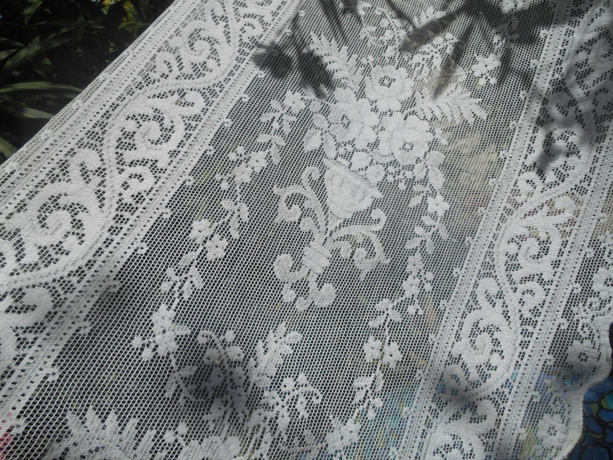 SophieLadyParis's tweet image. Victorian White Filet Curtain Floral French Cotton Lace Panel etsy.me/1O2eQkl #FRENCHLINENS #WhitePanel