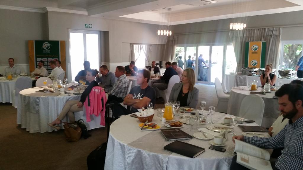ProteasMenCSA's tweet photo. Friday Morning CSA Sponsors Breakfast.Great 2 engage & share ideas with our commercial partners #MakingSuccessAHabit http://t.co/C2uxFmpFMO