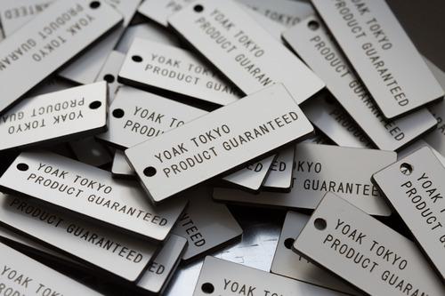 packaging_d_lab's tweet photo. 「YOAK/ヨーク」ていうフットウェアブランド気になって調べたけど、すべての靴にこんな良い感じのタグが付いてくるそう。グッときた。 http://t.co/Kq9cvFixQ4
