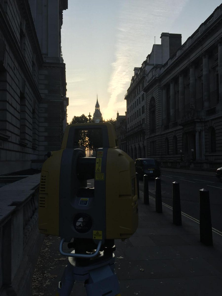 AndyLGivens's tweet photo. Westminster, early morning start #GLS2000 #getlaserscanning http://t.co/g8wGL24D3e