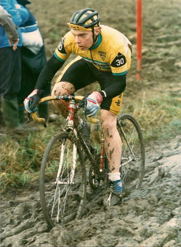 casquetteurs's tweet photo. By @Bartvanboxel .#Casquetteurs #Capsnohats #Twittcyclos #Cycling #kasket #Critos #LesRP #cyclocross http://t.co/yxdPHrUKwa