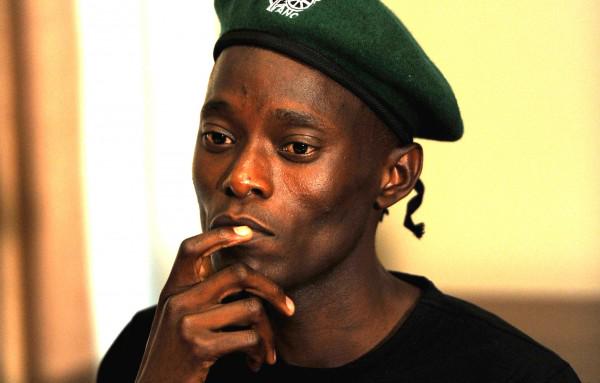 _BNSL's tweet photo. When you bought Loyiso Gola tickets to surprise your girl but manje you see her tweeting about #Dust2Dust http://t.co/VDrpHHqoGU