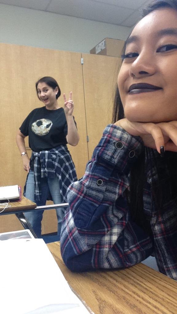 namgipie's tweet photo. My math teacher is honestly the best ๐ #fvbbn #mrsleeyourethebombdiggity http://t.co/SAOf3hrHlo