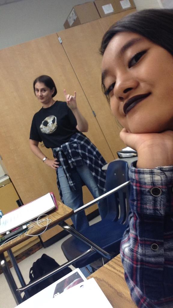 namgipie's tweet photo. My math teacher is honestly the best ๐ #fvbbn #mrsleeyourethebombdiggity http://t.co/SAOf3hrHlo