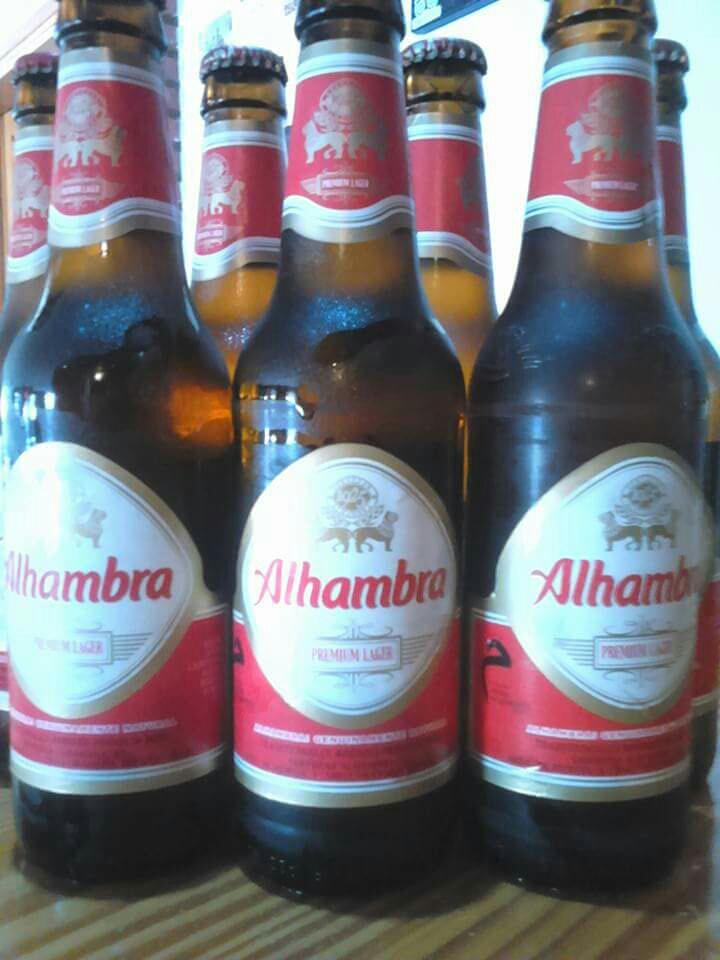 Estamos de feria en #Yunquera - 1/3 de Alhambra Premium a 80 céntimos!!!!  Y si nos haces RT te invitamos a una. go!!