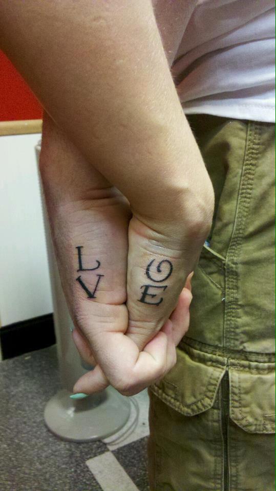 bodymodsbrum's tweet photo. #iwantatattoo #BODYMODS #matchingtattoos #girlswithink @TattedFemales_ @Dailylnk http://t.co/tdmRFNJ6uY