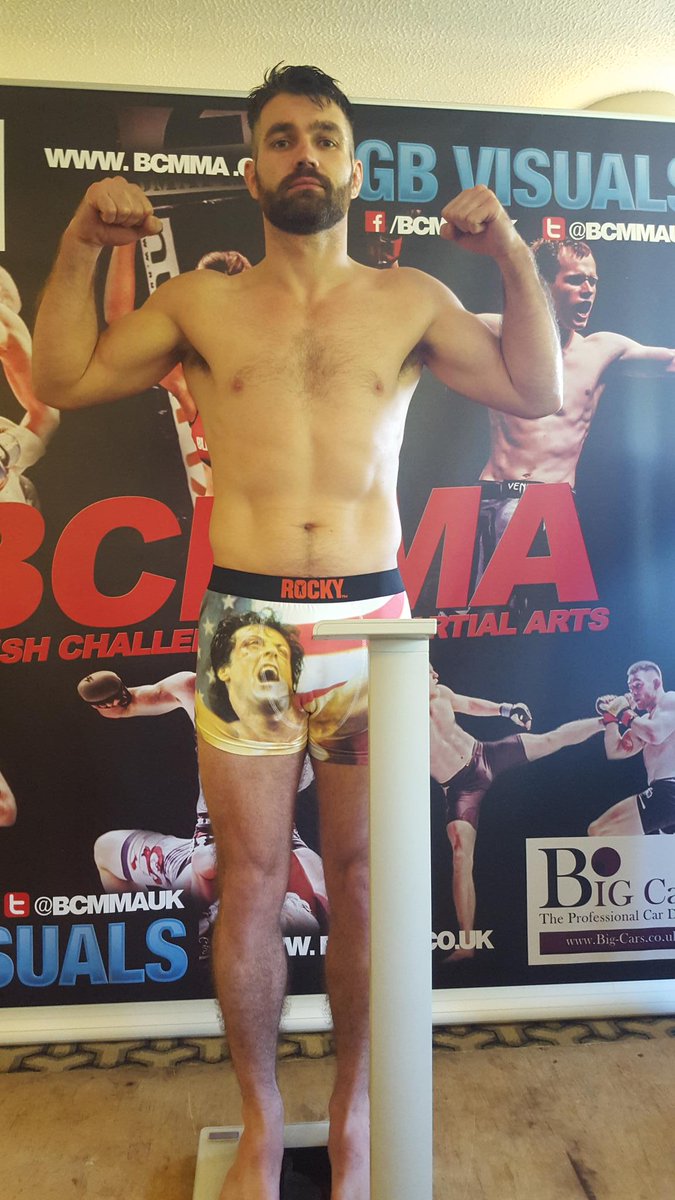 MaguireTheOne's tweet photo. Boom all weighed-in at 164 pounds (75kg) for my fight @BCMMAUK this weekend #GypsyJiuJitsu #dolcediet #likeaboss 😆 http://t.co/etktgKgdNz