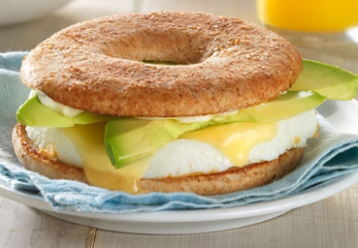 Block37Shops's tweet photo. Breakfast is THE most important meal of the day! Fuel up with an @AuBonPain signature breakfast sandwich http://t.co/Sao0Zcmj87