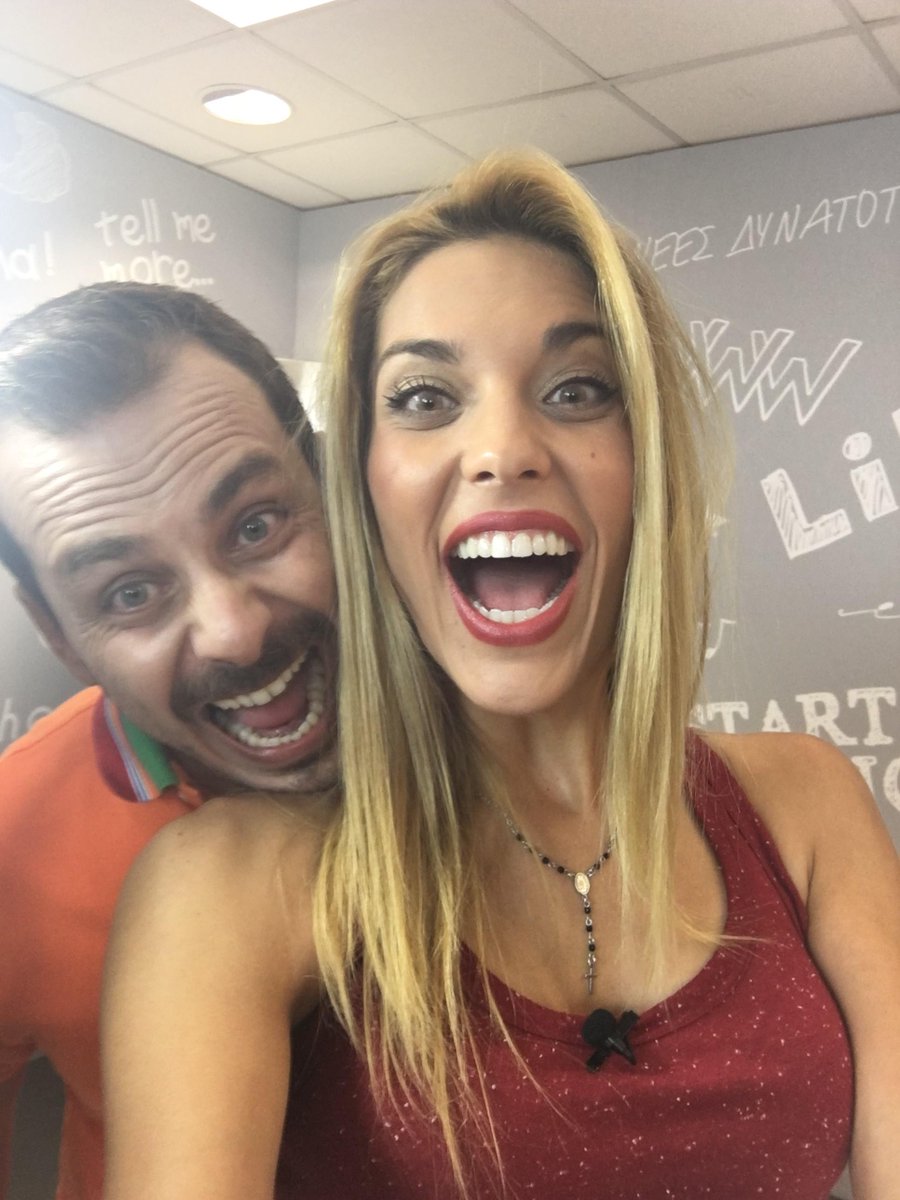 KotsovolosOn's tweet photo. Selfie για @MadoGas &amp; @CrazyCptn στα γυρίσματα του Try Me, της πιο ανατρεπτικής Web σειράς! Έρχονται σε λίγες ώρες! http://t.co/oybhSI1TOE