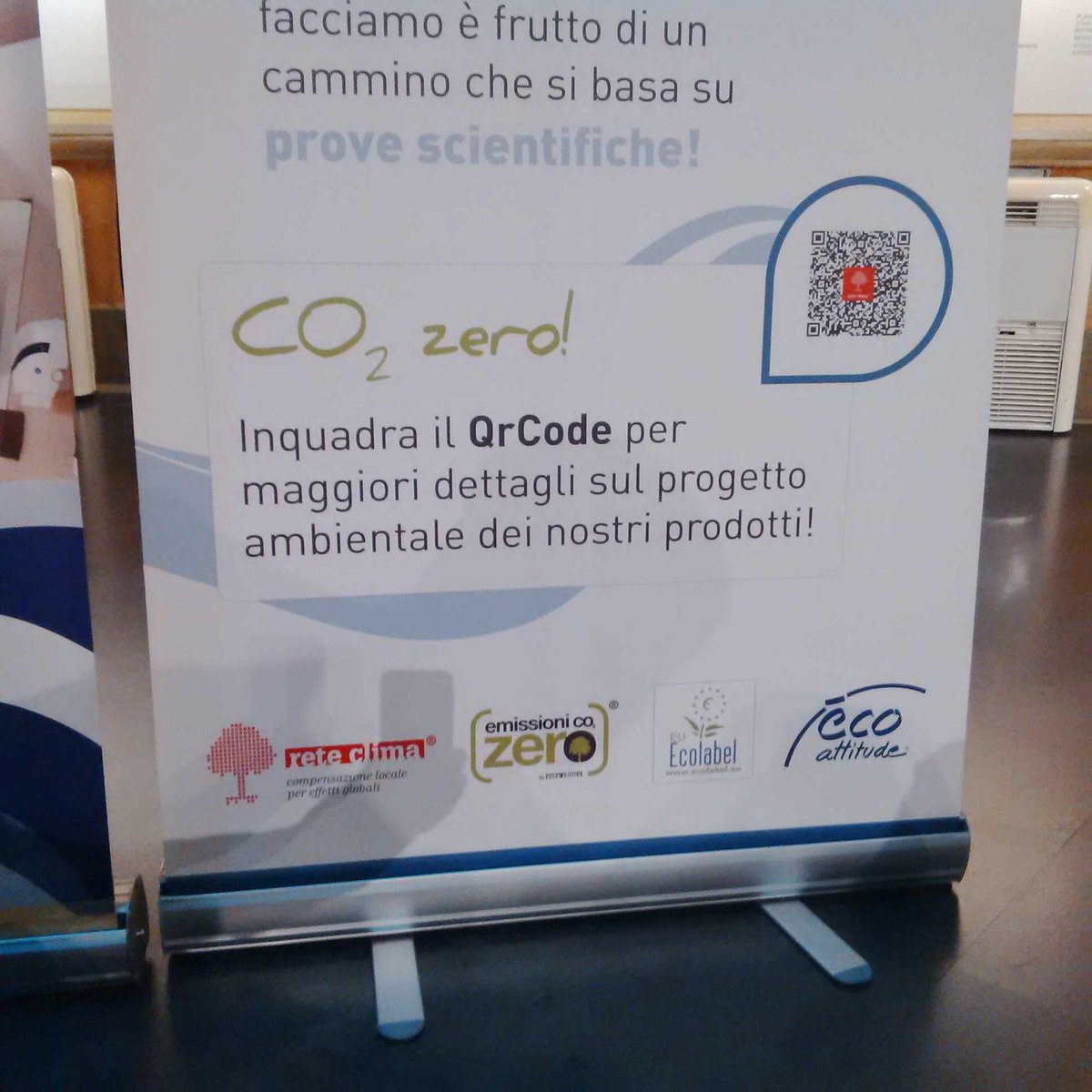 ReteClima's tweet photo. Igiene ospedaliera carbon neutral a #compraverde15 @paredes_italia @CompraVerde_ http://t.co/R5MMpkqz72