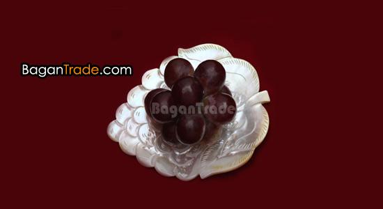 BaganTradeGroup's tweet photo. Mother of Pearl dessert plate for serving in Home, Hotel and Other ceremony #MyanmarExport
http://t.co/pDlJrXlRhd http://t.co/nof5TPyInC
