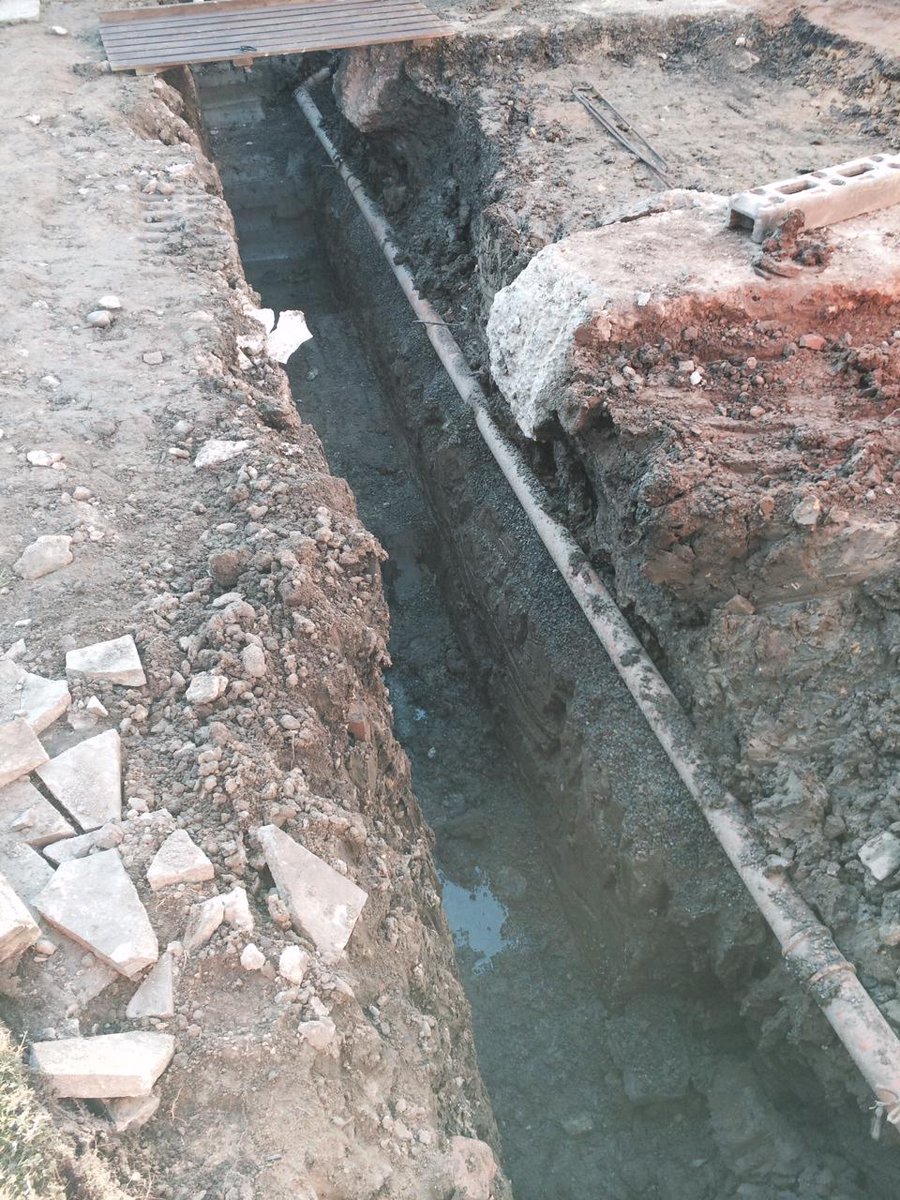 RBB_GROUP's tweet image. .@RBB_GROUP 2m down for a single storey build. All because of tree roots. If a jobs worth doing is worth doing right!