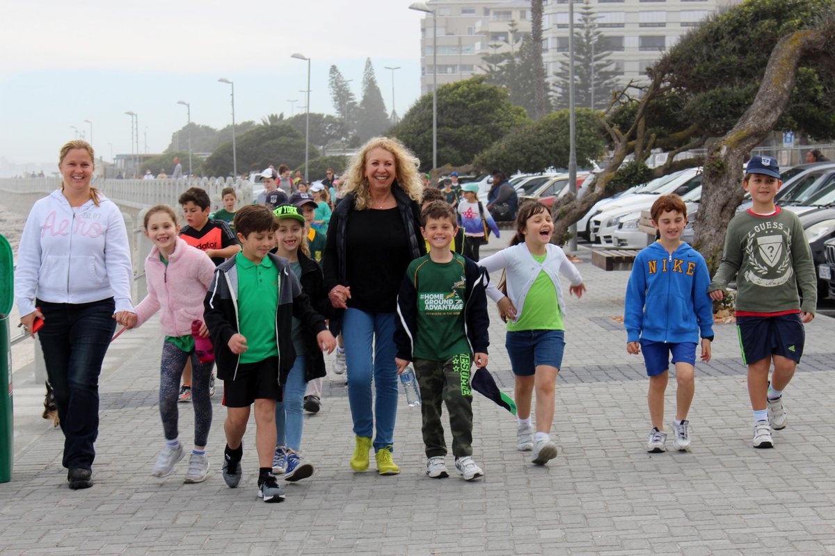 Thanks learners at Herzlia Primary, Sea Point for organizing a mini walk this morning to raise funds for hungry kids