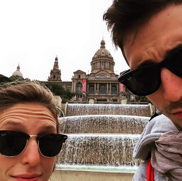 BellaBenve's tweet photo. Selfie in Barça! #malesss http://t.co/bkvFv7W8uG