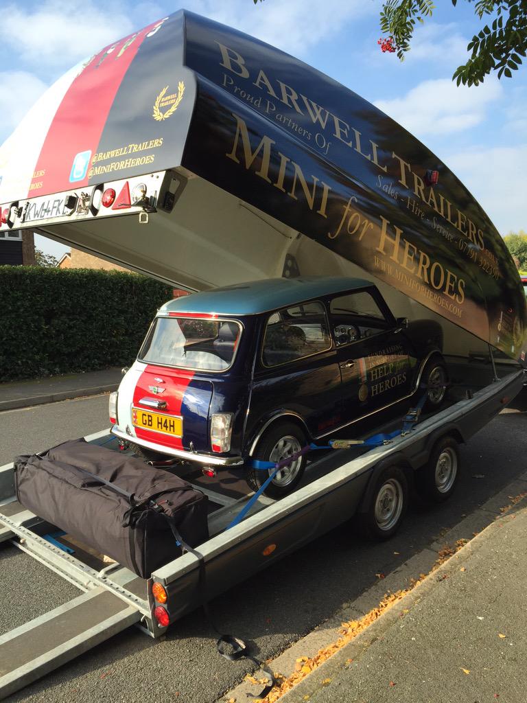 M4HMonkey's tweet photo. I put #MonkeyMobile in transportation device so human can take it to @TedworthHouse @HelpforHeroes #MonkeyMassive π΅ http://t.co/6vgS7qYeQp