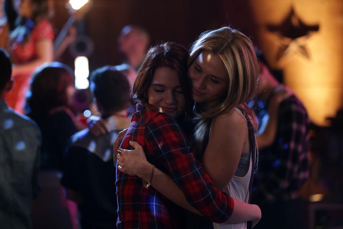 FakingItDaily's tweet photo. Faking It Stills - Episode 16 "Faking It..Again" #FakingIt #Karmy @therealritavolk http://t.co/Q1wkUTpMdJ