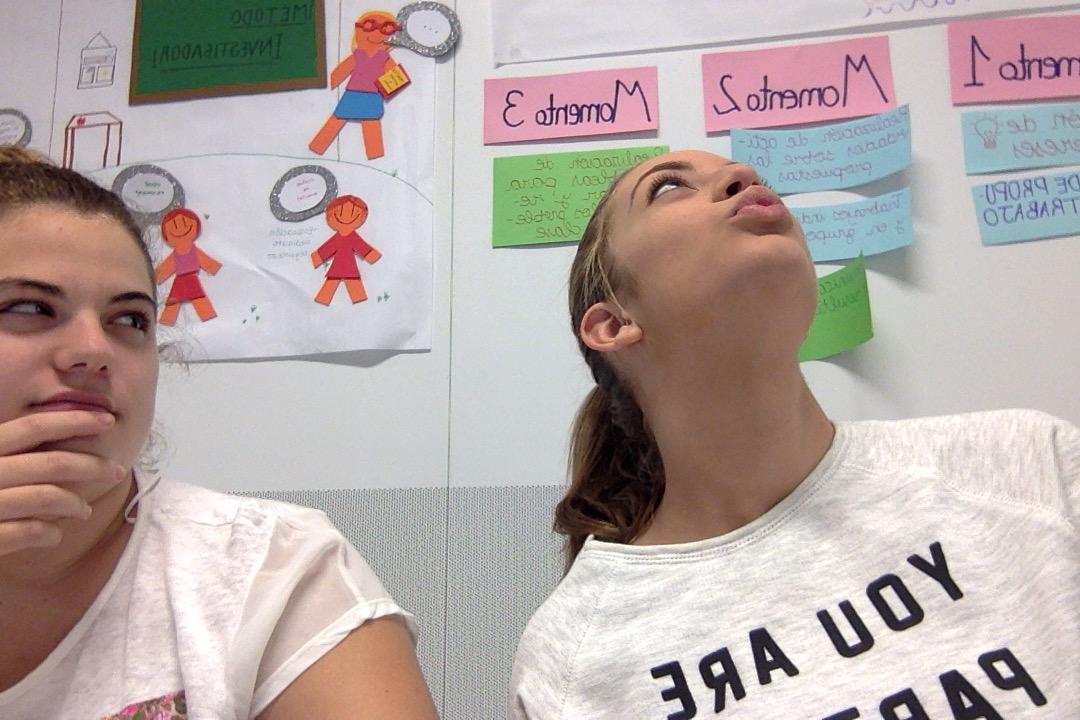 celiapavon17's tweet photo. esas clases con mi niña jajajaja @Nuria_Gf1 http://t.co/NTUR4SrHBd