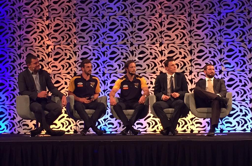 Ezy and Brownie are joined by Lloydy, Aker & Scotty Cummings at our GF Eve Dinner! #whatapanel #goeagles
