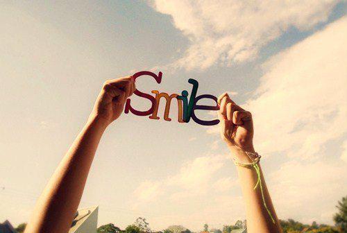 LabPuntoceroUE's tweet photo. ¡Sonríe que la vida vuela! Feliz #DíaMundialDeLaSonrisa http://t.co/Mb4UjAdAYO