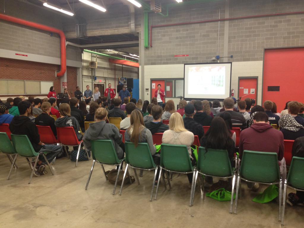 usask_engr's tweet image. @usask Open House....And we are off! #EngineersRule #usaskengr